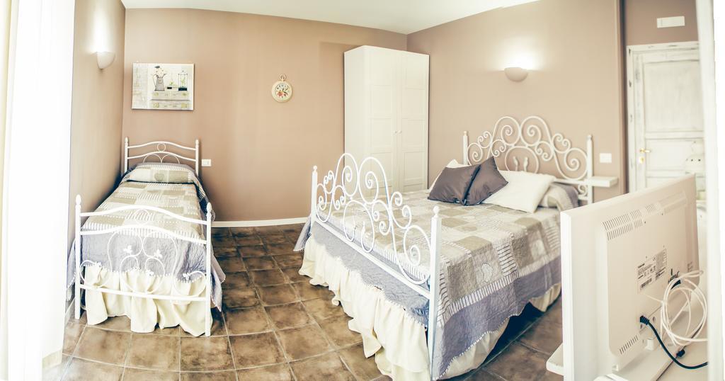 ナポリ ラ ペオニア Bed & Breakfast 部屋 写真
