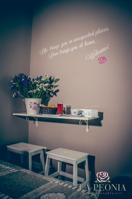 ナポリ ラ ペオニア Bed & Breakfast 部屋 写真