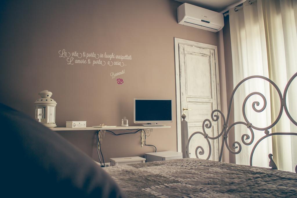 ナポリ ラ ペオニア Bed & Breakfast 部屋 写真