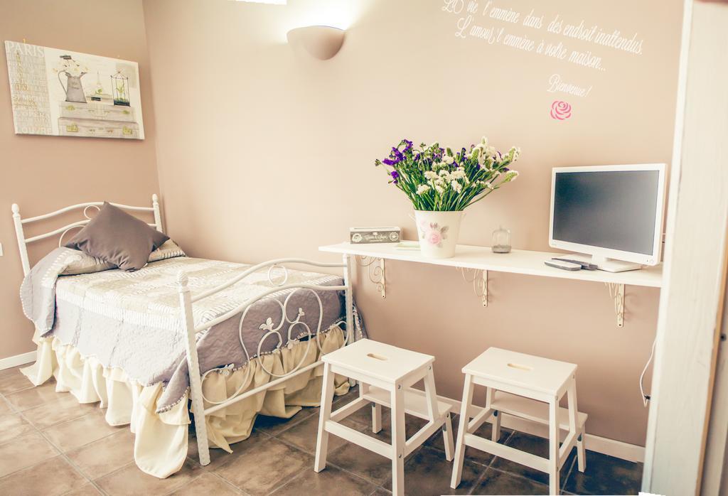 ナポリ ラ ペオニア Bed & Breakfast エクステリア 写真