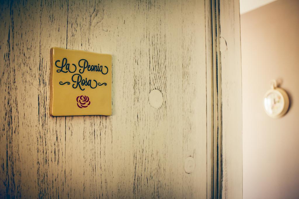 ナポリ ラ ペオニア Bed & Breakfast 部屋 写真