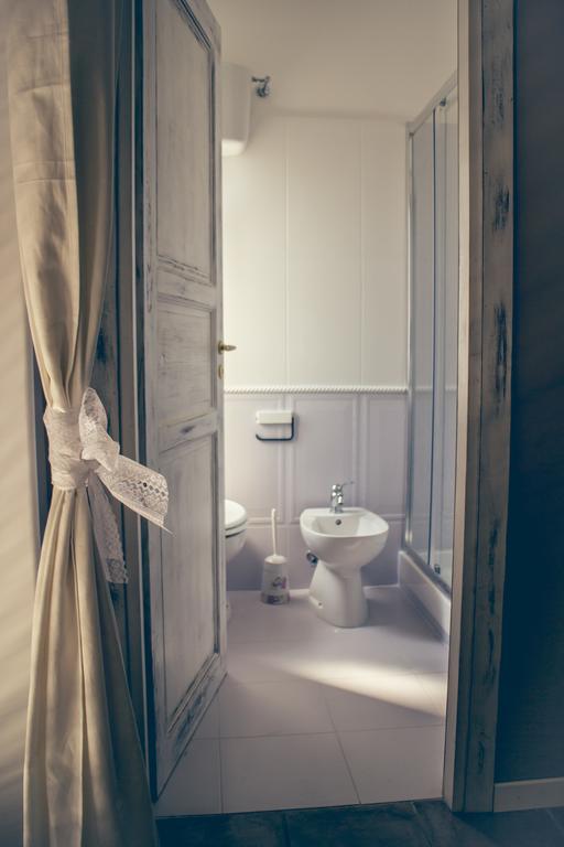 ナポリ ラ ペオニア Bed & Breakfast 部屋 写真